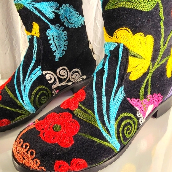 Vintage Custom Suzani Riding Boots - Picture 7 of 13